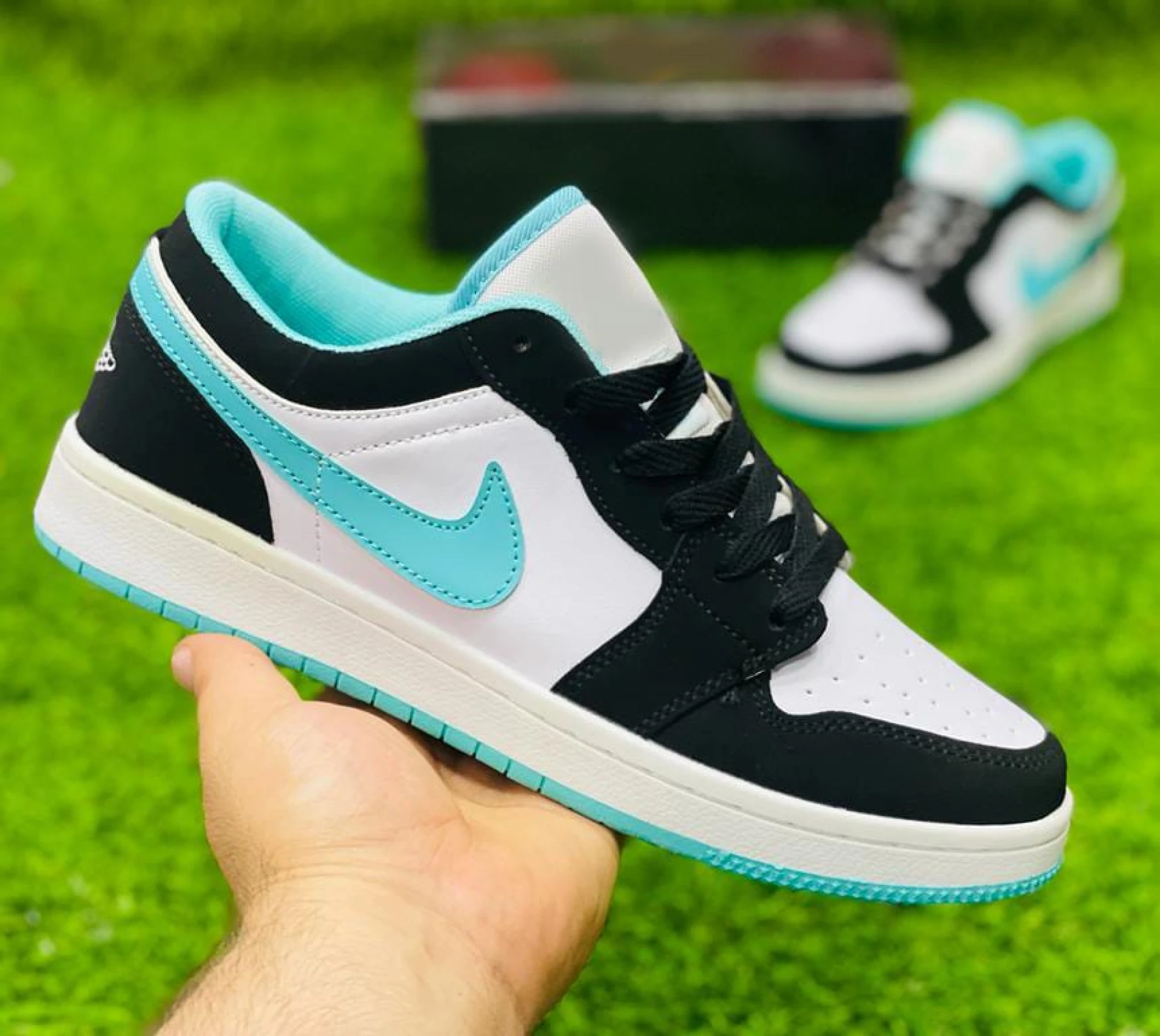 Nike Air Jordan 1 Low Tiffany Blue