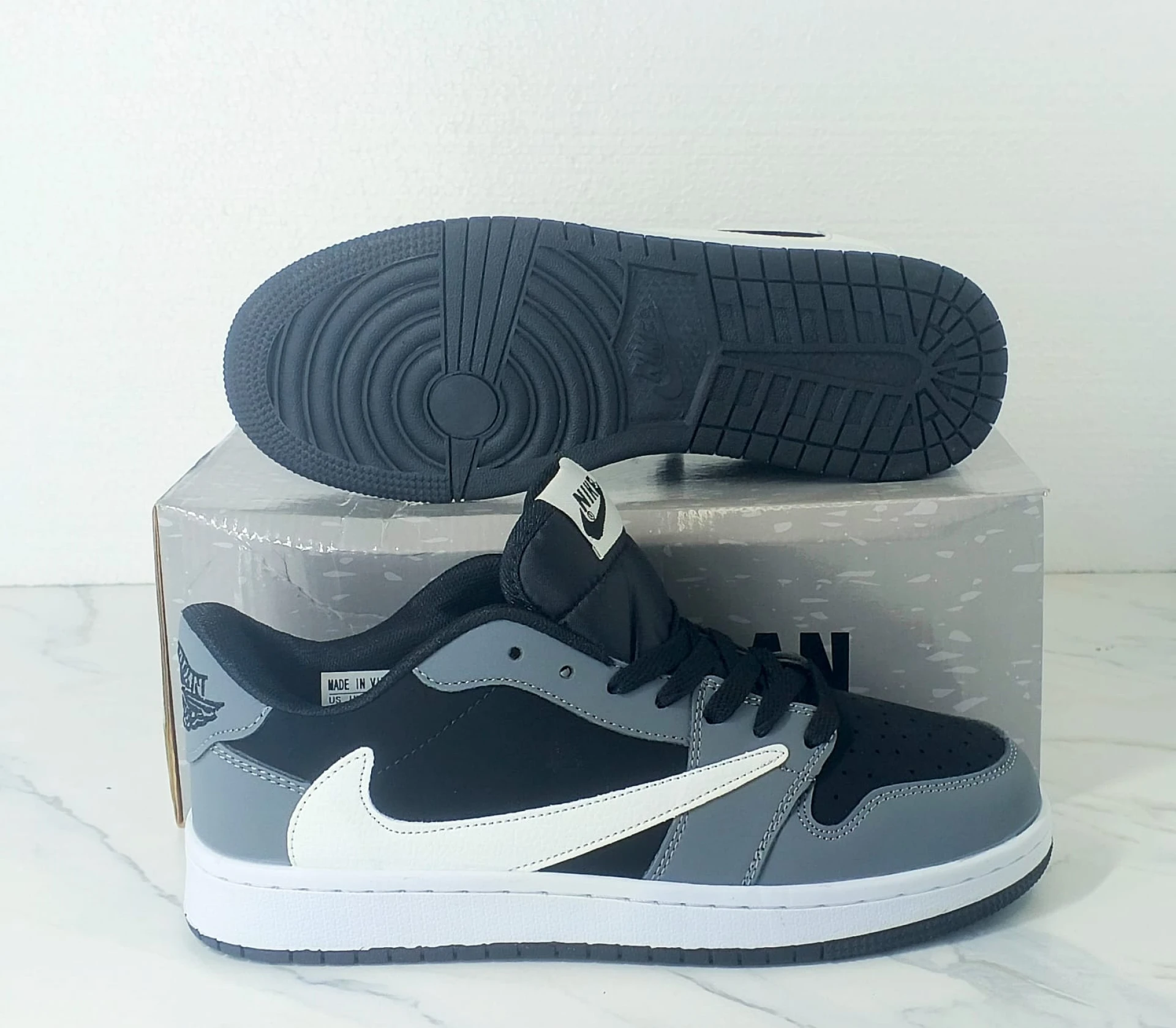 Nike Travis Scott x Air Jordan 1 Low Black Grey