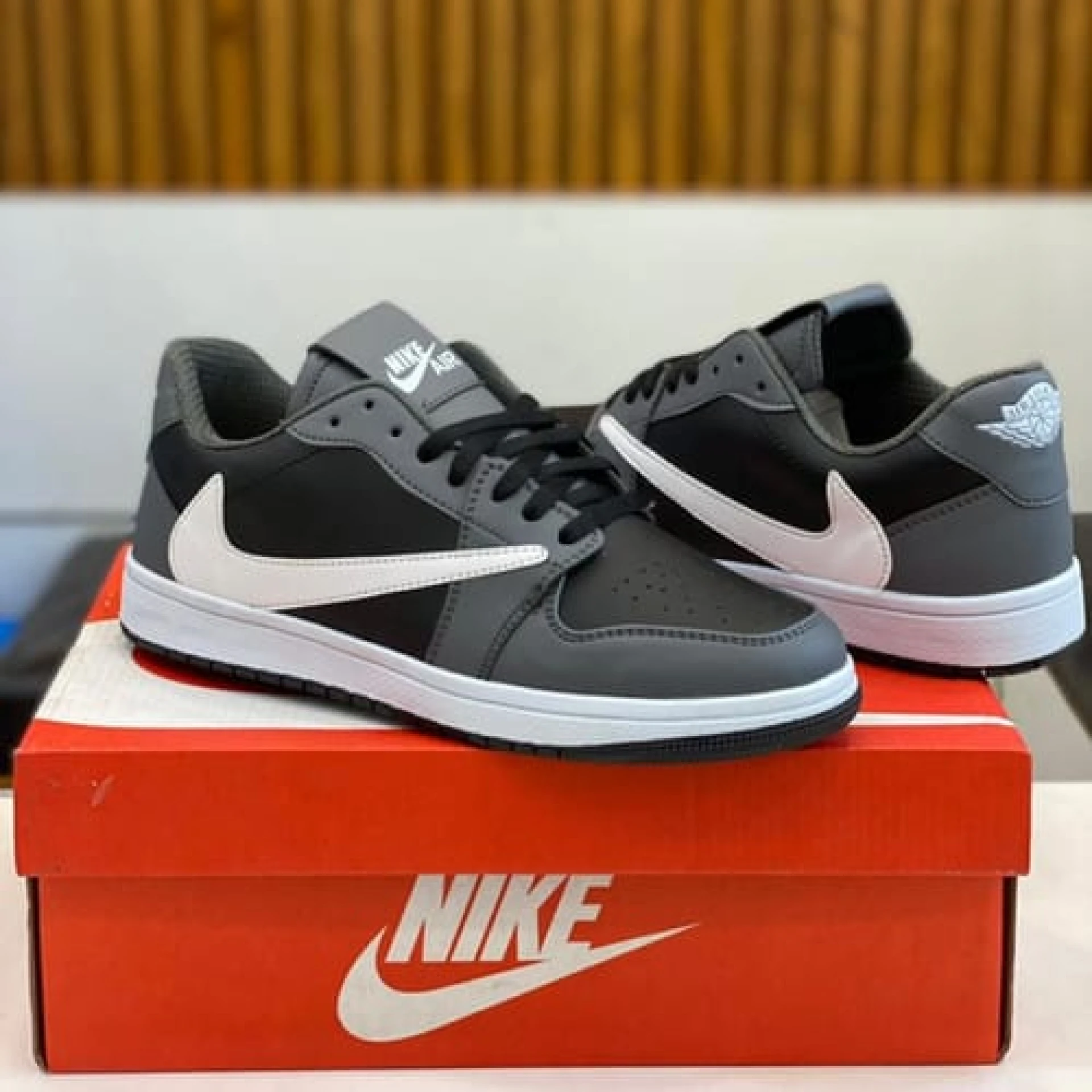 Nike Travis Scott x Air Jordan 1 Low Black Grey