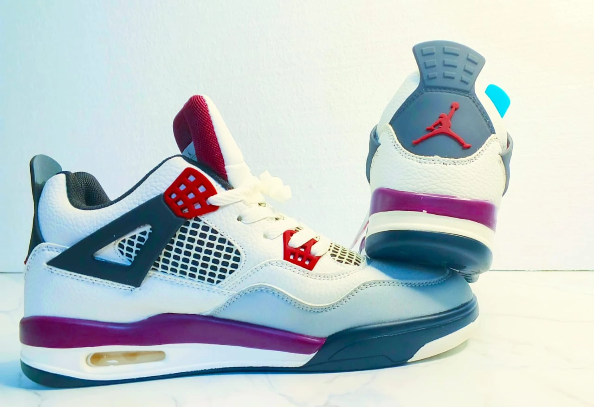 Nike Air Jordan 4 Retro x PSG Paris