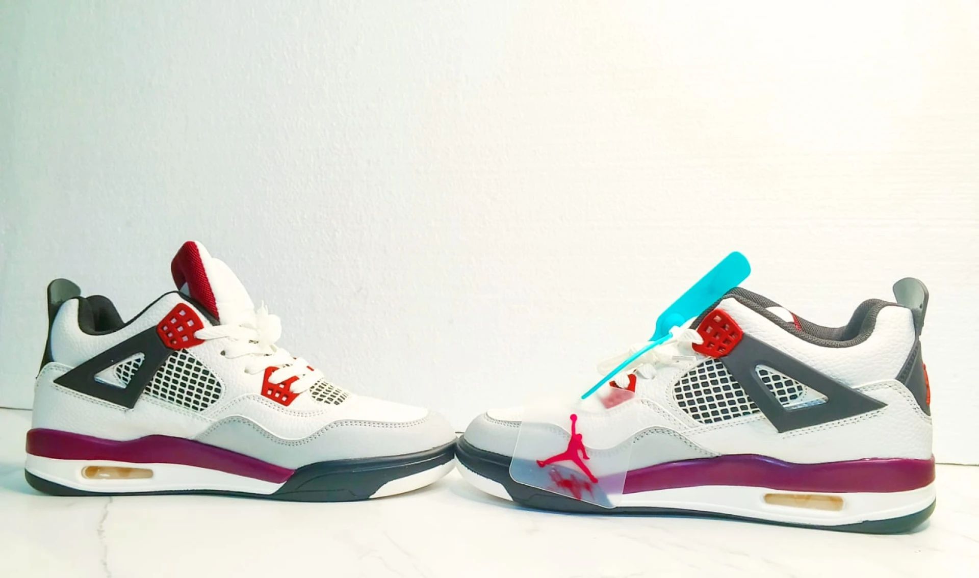 Nike Air Jordan 4 Retro x PSG Paris